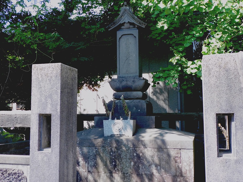 中村五兵衛の墓